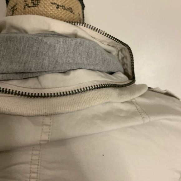 9 am off white tucked in hoodie utility jacket - Picture 4 of 5